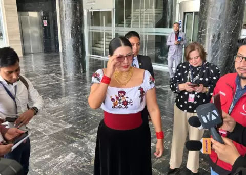 Expulsi�n Asamble�stas