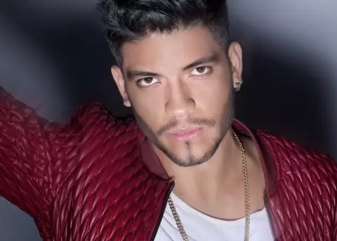 Javier Neira, cantautor ecuatoriano