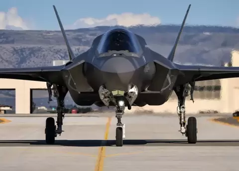 Este es el cazabombardeo F35B que Estados Unidos envio a Puerto Rico. (Imagen de archivo)