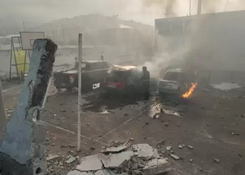 Comando policial de Otavalo fue vandalizado.