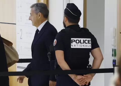 El expresidente franc�s Nicolas Sarkozy en el Tribunal Correccional de Par�s.