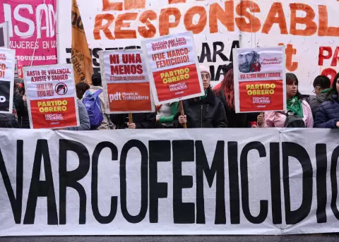 Manifestaci�n por el feminicidio de Brenda Loreley Del Castillo, Morena Verdi y Lara Morena Guti�rrez, en Buenos Aires (Argentina).