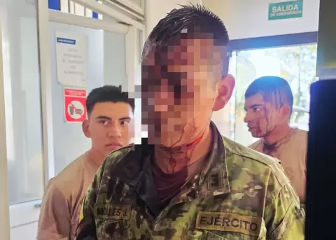 Militares atacados en Cotacachi, Imbabura.
