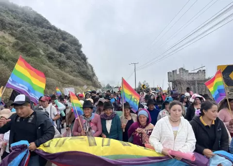 Bases de la Uni�n Provincial de Comunas y Cooperativas Ca�aris: Juncal, Zhud, Socarte, Suscal y Chontamarca, participan en el paro nacional.