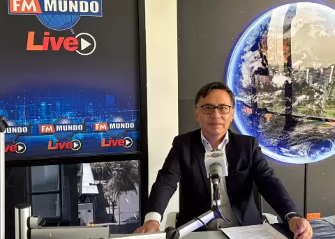 Santiago Garc�a: El paro afecta turismo, transporte y comercio local.