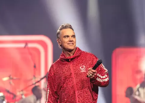 Robbie Williams diagnosticado Tourette.