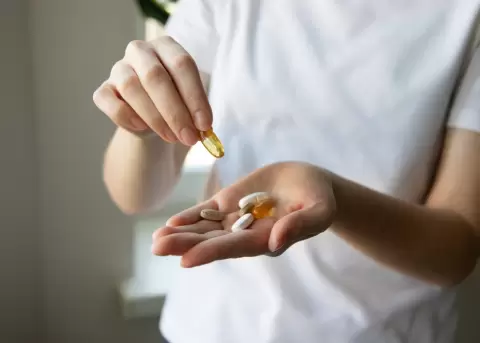 Los suplementos vitam�nicos deber�an ser consumidos bajo supervici�n m�dica.