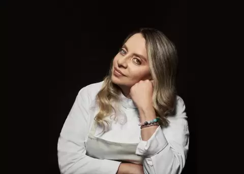 P�a Salazar pone el nombre del pa�s en lo m�s alto.