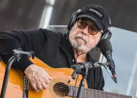 Retenci�n de la recaudaci�n de shows de Silvio Rodr�guez en Chile.