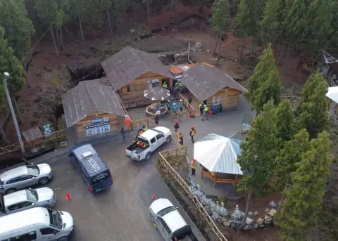 El Ministerio del Ambiente y Energ�a revoc� la licencia ambiental otorgada al Proyecto Minero Loma Larga.