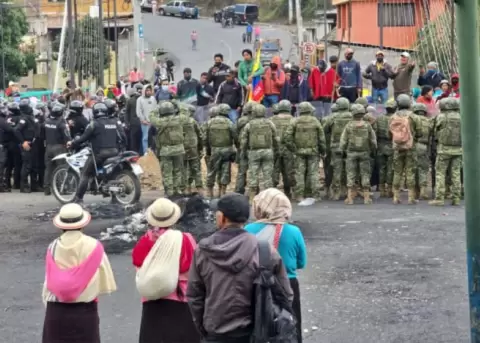 Exalcalde de Guaranda y funcionarios detenidos por alteraci�n del orden