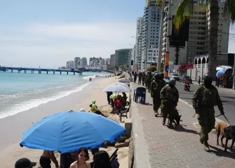 Feriado por Independencia de Guayaquil no ser� recuperable