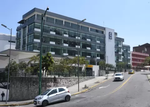 Contrataciones P�blicas