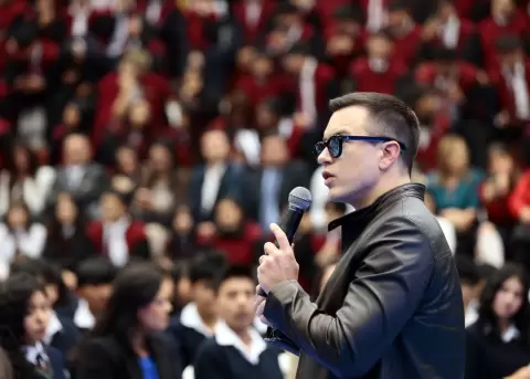 Daniel Noboa denuncia agresi�n en Ca�ar