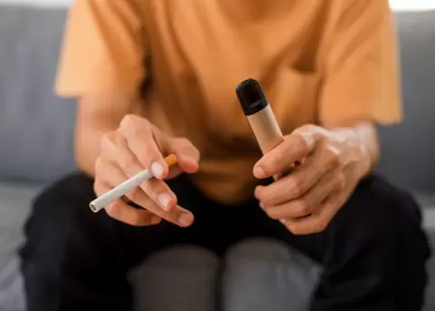 El vapeo puede causar c�ncer de pulm�n.