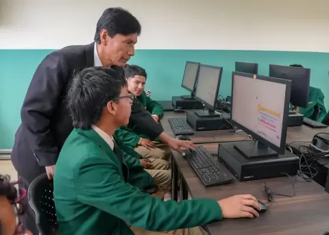 Estudiantes en Ecuador.