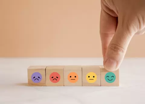 El estr�s, la alimentaci�n, el sue�o y la actividad f�sica son factores que modulan la producci�n hormonal.