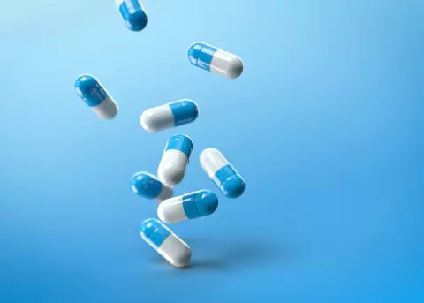 Autoridades de EE. UU. advierten sobre el auge mortal de los nitazenes.