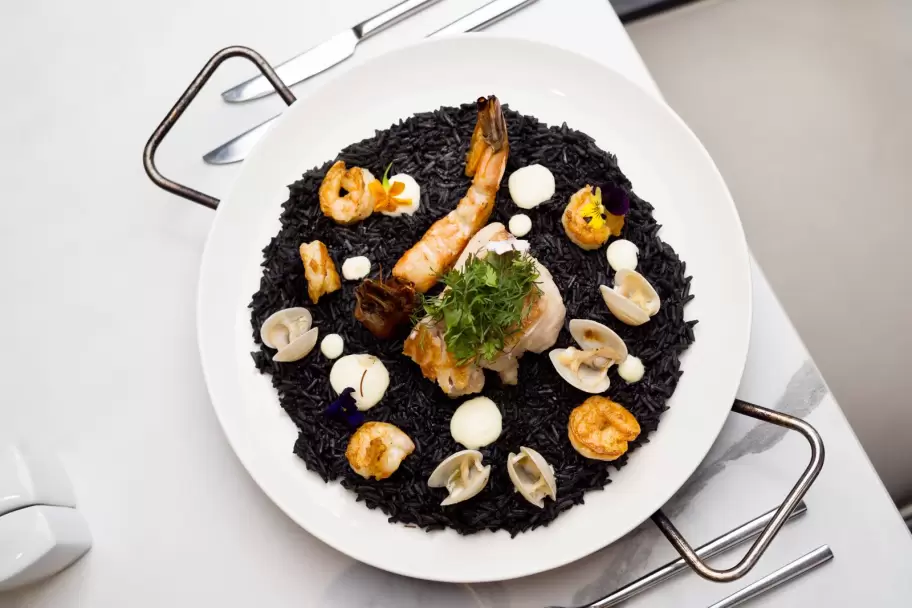 Arroz Negro, una de las delicias de Blanc de Blanc.