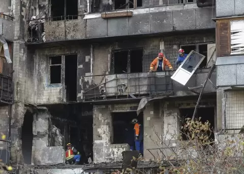 Ataques rusos dejan sin luz parte de las regiones ucranianas de Donetsk y de Zaporiyia