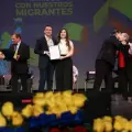 Noboa anuncia incentivos y programas laborales durante encuentro con ecuatorianos en Nueva York