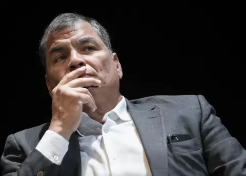 Rafael Correa, en un encuentro en Bruselas, B�lgica.