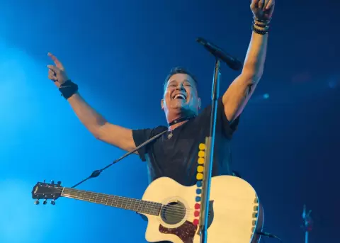 Carlos Vives anuncia nueva gira.