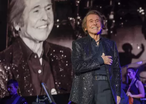 Homenaje hist�rico celebra la grandeza, legado y emoci�n eterna de Raphael.