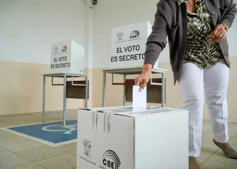 Votaciones en Ecuador.