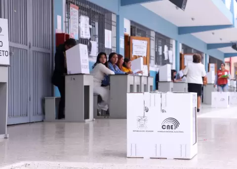 Refer�ndum y consulta popular 2025.