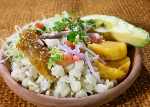 Imagen referencial de un plato de comida.