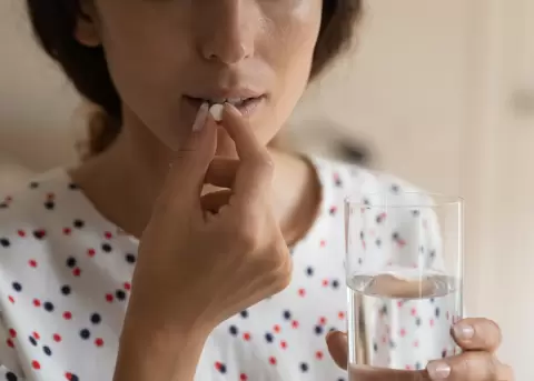 La automedicaci�n generar� problemas en nuestra salud.