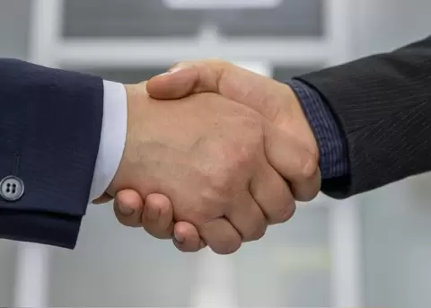 La mayor�a de los electores ecuatorianos no respald� la convocatoria a una Asamblea Constituyente ni el retorno de las bases militares extranjeras.