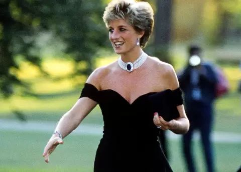El ic�nico vestido de la venganza de Lady di.