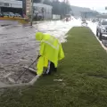 Intensas lluvias con granizo provocan acumulación de agua e inundaciones en varios sectores de Quito