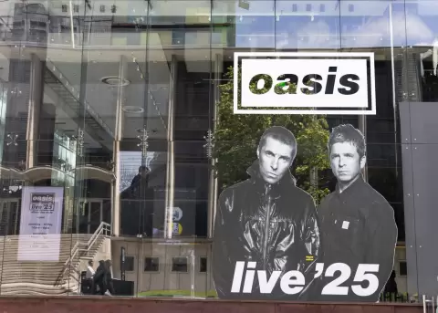 Oasis anuncia una pausa tras su gira de reencuentro.