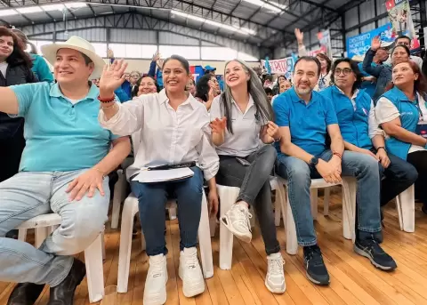 Figuras de la Revoluci�n Ciudadana, durante una convenci�n del movimiento.