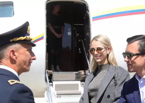 Analista Internacional afirma que el Primer Mandatario primero debe "poner la casa en orden" y delegar los viajes a la Canciller�a o Embajadores.