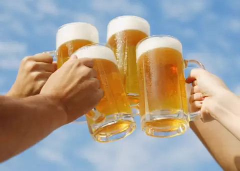 Gremio de restaurantes respalda reforma para reducir la Ley Seca Electoral