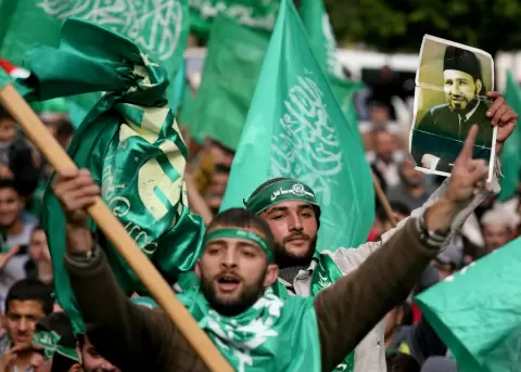 La organizaci�n "Muslim Brotherhood" fue declarada grupo terrorista en el Decreto Ejecutivo 239.