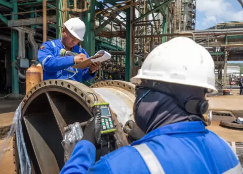 Unidad de Craqueo Catal�tico Fluidizado (FCC) de la Refiner�a Esmeraldas.
