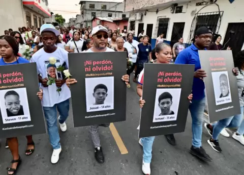 Marcha para exigir justicia para los cuatro ni�os de Las Malvinas, en el sur de Guayaquil, el 8 de enero de 2025.