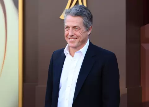 Hugh Grant se suma a las cr�ticas de la venta de Warner a Netflix.