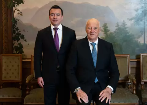 Presidente Daniel Noboa se reuni� con el Rey y el Pr�ncipe heredero de Noruega