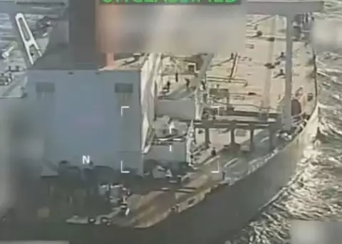 Un buque petrolero fue confiscado por fuerzas estadounidenses frente a las costas de Venezuela, el 10 de diciembre de 2025.