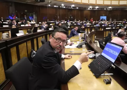 Xavier Ord��ez, asamble�sta por ADN.