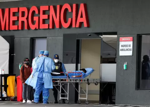 Ecuador registra 1.797 cuadros graves y 55 muertes