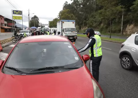 AMT intensifica operativos de control en la capital durante el 31 de diciembre.