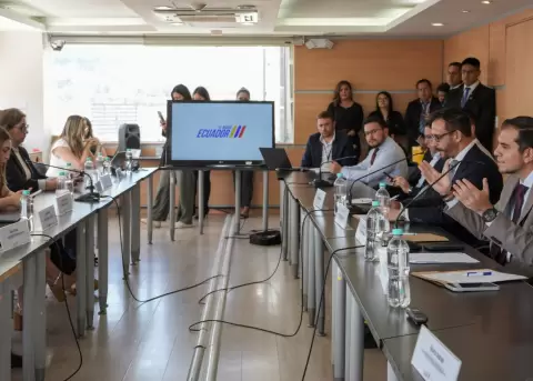 Sesi�n del Consejo Nacional de Trabajo y Salarios.