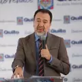 Pabel Muñoz inscribe su candidatura para buscar la reelección en Quito